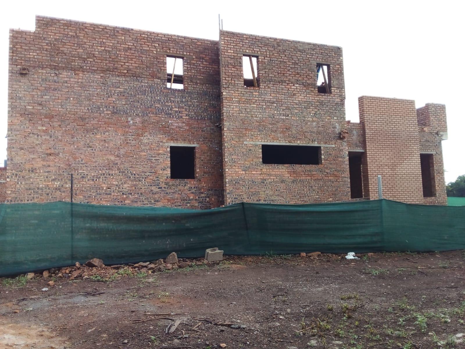 Garsfontein site preparation and residential construction work